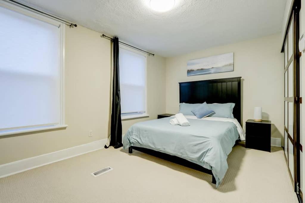 JstLikeHome - Central Suite Ottawa Extérieur photo